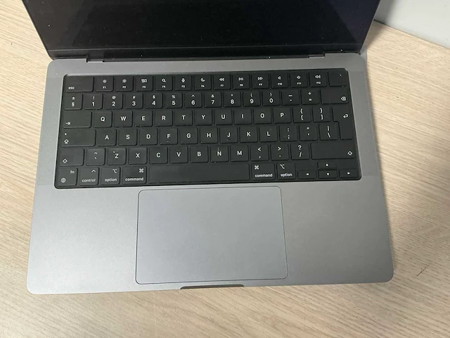 Laptop - apple - macbook pro 14 inch m2 pro - afbeelding 2 van  6