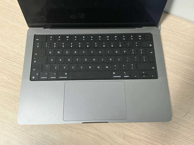 Laptop - apple - macbook pro 14 inch m2 pro - afbeelding 2 van  6