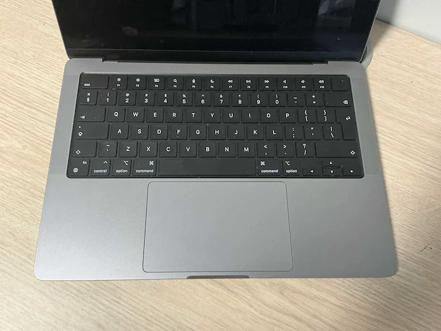 Laptop - apple - macbook pro 14 inch m2 pro - afbeelding 2 van  6