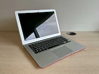 Laptop - apple inc. - macbookair7,2 - afbeelding 1 van  7