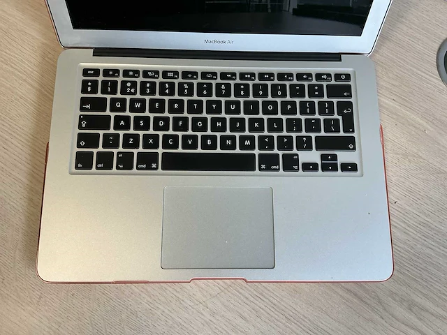 Laptop - apple inc. - macbookair7,2 - afbeelding 2 van  7