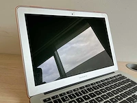 Laptop - apple inc. - macbookair7,2 - afbeelding 3 van  7