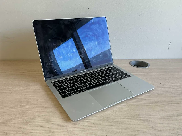 Laptop - apple inc. - macbookair8,2 - afbeelding 1 van  6