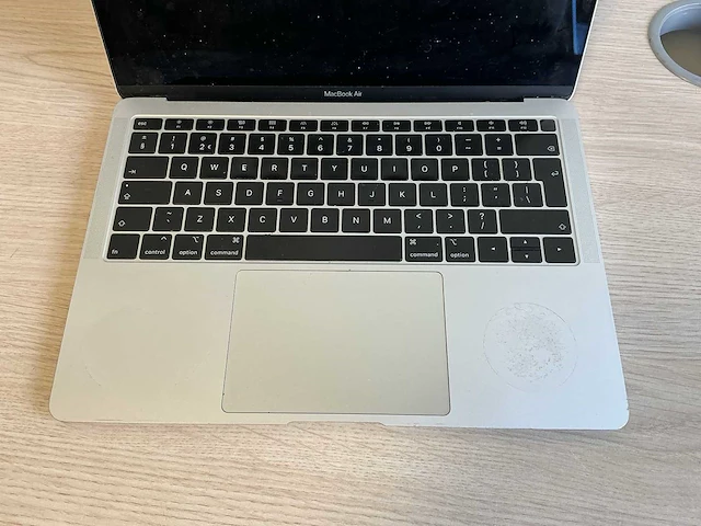 Laptop - apple inc. - macbookair8,2 - afbeelding 2 van  6