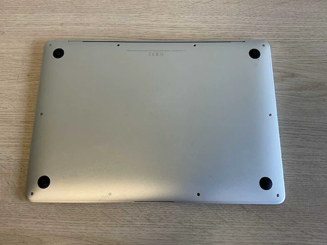 Laptop - apple inc. - macbookair8,2 - afbeelding 5 van  6