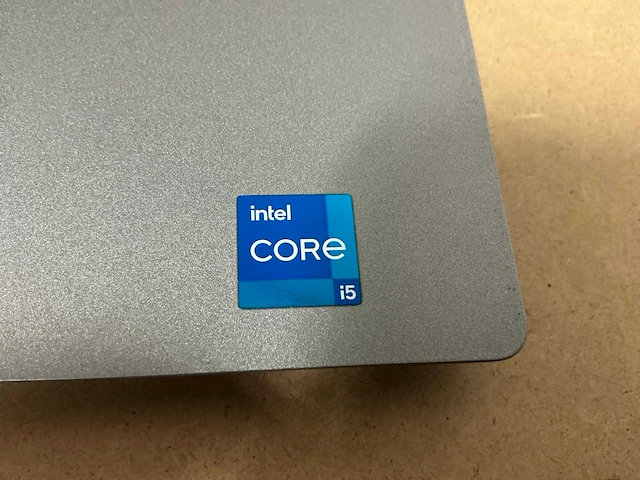 Laptop - dell - latitude 5420 i5-1145g7 - afbeelding 3 van  7