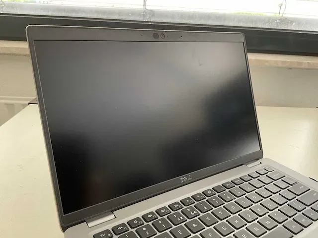 Laptop - dell - latitude 5430 - afbeelding 4 van  7