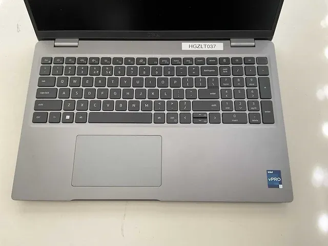 Laptop - dell - latitude 5530 - afbeelding 2 van  8