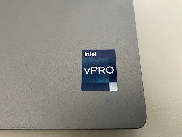 Laptop - dell - latitude 5530 - afbeelding 3 van  8