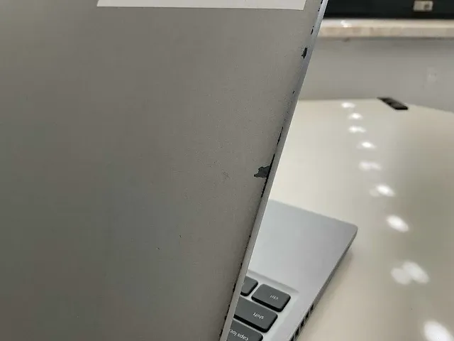 Laptop - dell - latitude 5530 - afbeelding 6 van  8