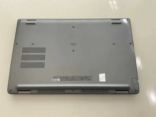 Laptop - dell - latitude 5530 - afbeelding 6 van  7