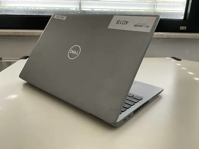 Laptop - dell - latitude 5530 - afbeelding 5 van  7