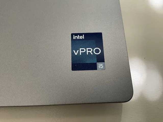 Laptop - dell - latitude 5530 - afbeelding 3 van  6