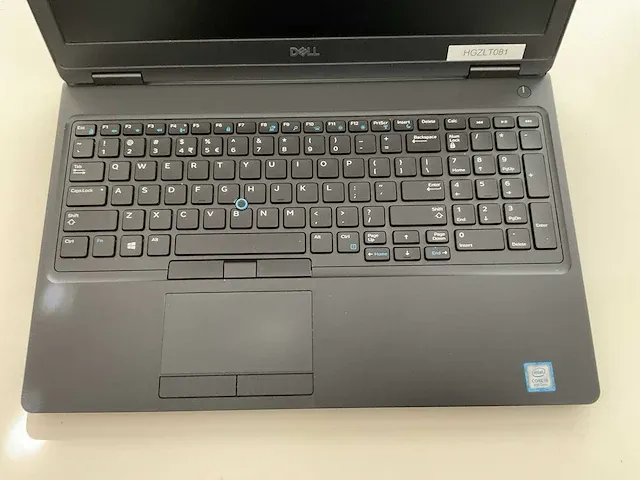Laptop - dell - latitude 5590 - afbeelding 2 van  7