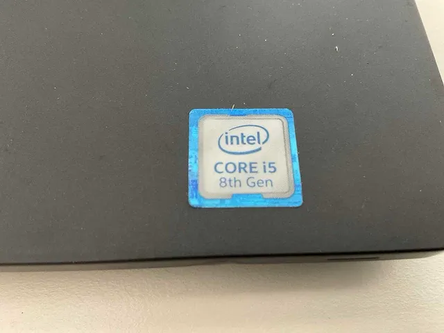 Laptop - dell - latitude 5590 - afbeelding 3 van  7