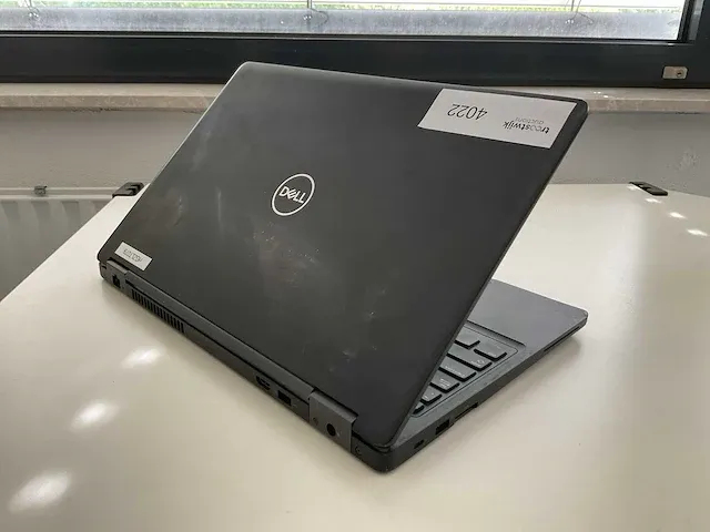 Laptop - dell - latitude 5590 - afbeelding 5 van  7