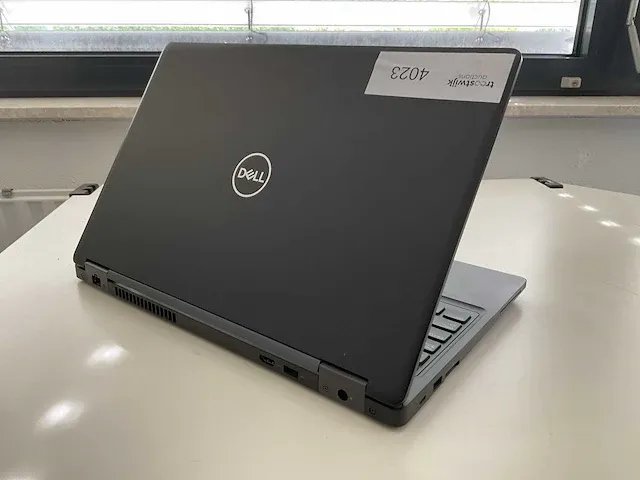 Laptop - dell - latitude 5591 - afbeelding 4 van  6