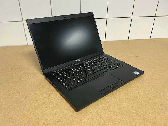 Laptop - dell - latitude 7390 - i5-8350u - afbeelding 1 van  6