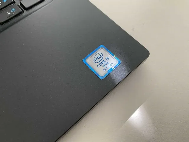 Laptop - dell - latitude 7390 2-in-1 - afbeelding 3 van  7