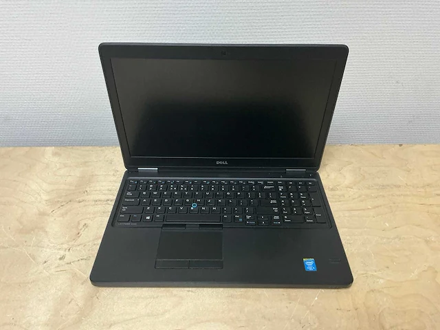 Laptop - dell - latitude e5550 i5-5300u - afbeelding 2 van  3