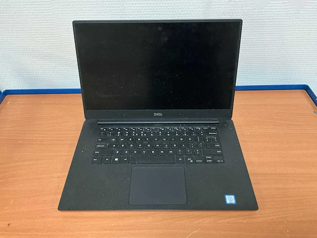 Laptop - dell - precision 5520 - i7-7820hq - afbeelding 1 van  3