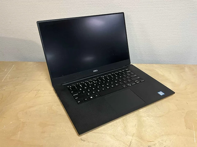 Laptop - dell - precision 5520 - i7-7820hq - afbeelding 1 van  3