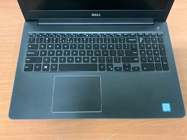 Laptop - dell - vostro 5568 - i5-7200u - afbeelding 2 van  2