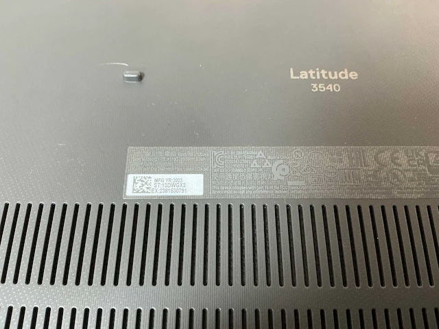 Laptop - dell inc. - latitude 3540 - afbeelding 7 van  7