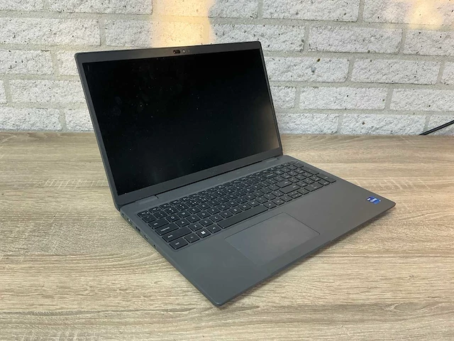 Laptop - dell inc. - latitude 3540 - afbeelding 1 van  7