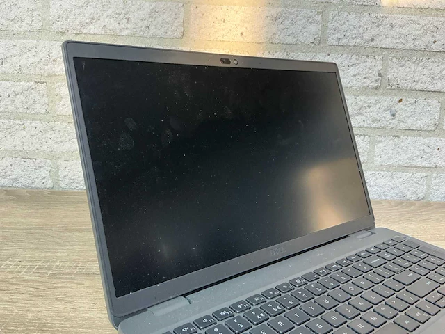 Laptop - dell inc. - latitude 3540 - afbeelding 4 van  7
