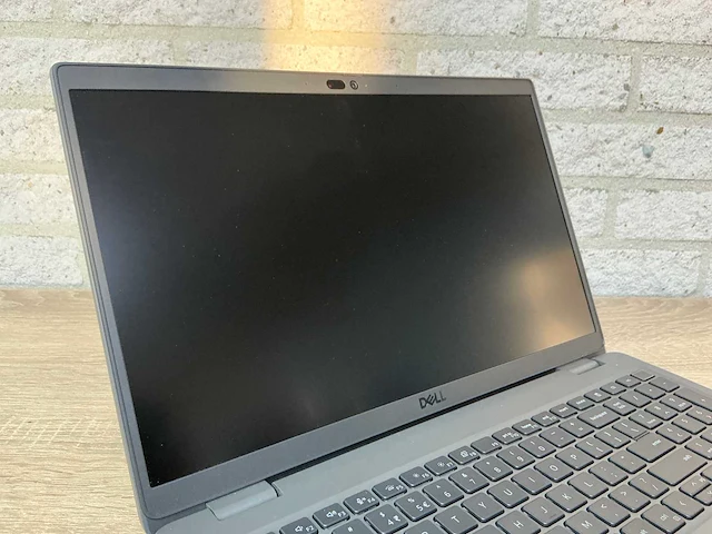 Laptop - dell inc. - latitude 3540 - afbeelding 4 van  7