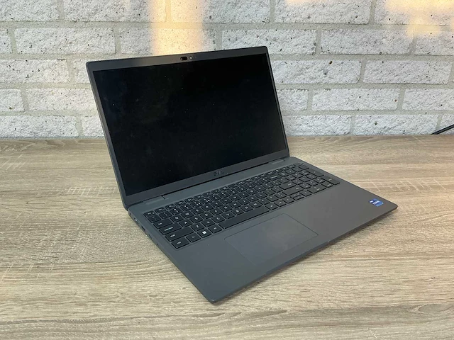 Laptop - dell inc. - latitude 3540 - afbeelding 1 van  7