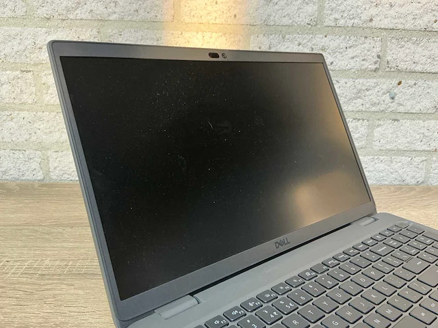 Laptop - dell inc. - latitude 3540 - afbeelding 4 van  7