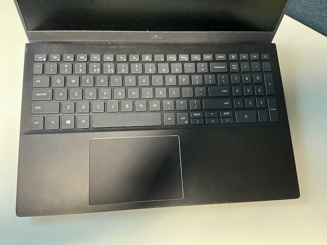 Laptop - dell inc. - vostro 5502 - afbeelding 2 van  7