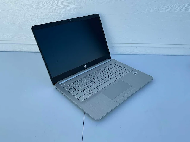 Laptop - hp - 1n7s4ea#uug - afbeelding 1 van  3