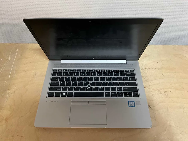 Laptop - hp - elitebook 830 g5 - i5-8250u - afbeelding 2 van  3