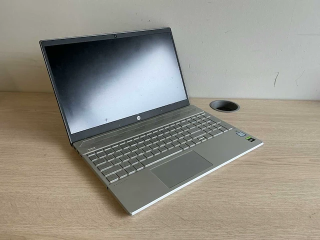 Laptop - hp - hp pavilion laptop 15-cs2xxx - afbeelding 1 van  6