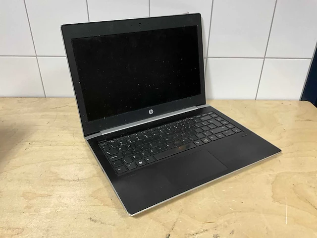 Laptop - hp - probook 430 g5 - i5-8250u - afbeelding 1 van  3