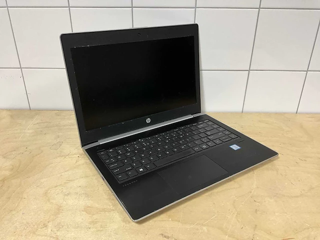 Laptop - hp - probook 430 g5 - i5-8250u - afbeelding 1 van  3