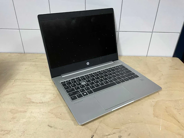 Laptop - hp - probook 430 g6 - i5-8265u - afbeelding 1 van  3