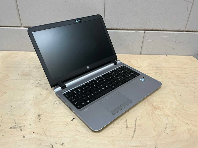Laptop - hp - probook 450 g3 - i3-6100u - afbeelding 1 van  3