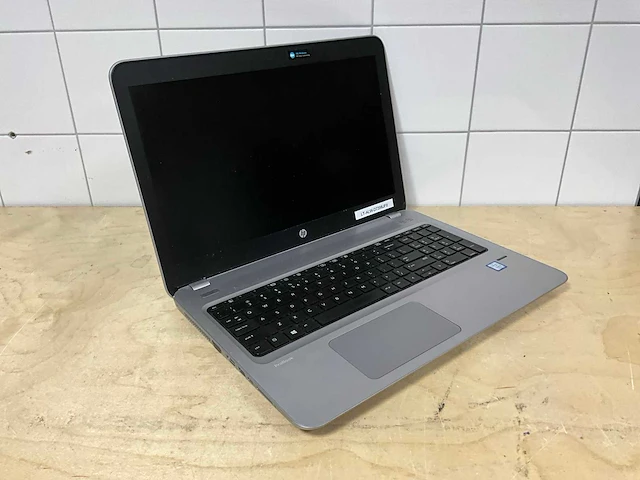 Laptop - hp - probook 450 g4 i5-7200u - afbeelding 1 van  3