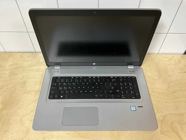 Laptop - hp - probook 470 g4 - i7-7500u - afbeelding 2 van  3