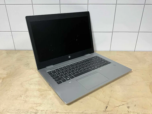 Laptop - hp - probook 640 g5 - i5-8265u - afbeelding 1 van  3