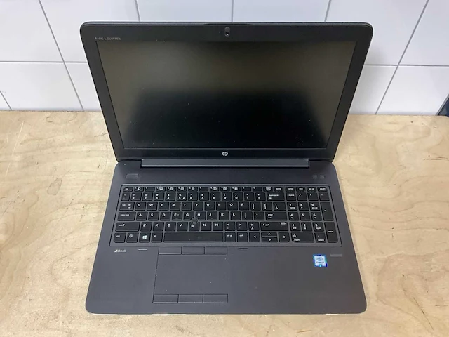 Laptop - hp - zbook 15 g3 - i7-6820hq - afbeelding 2 van  3