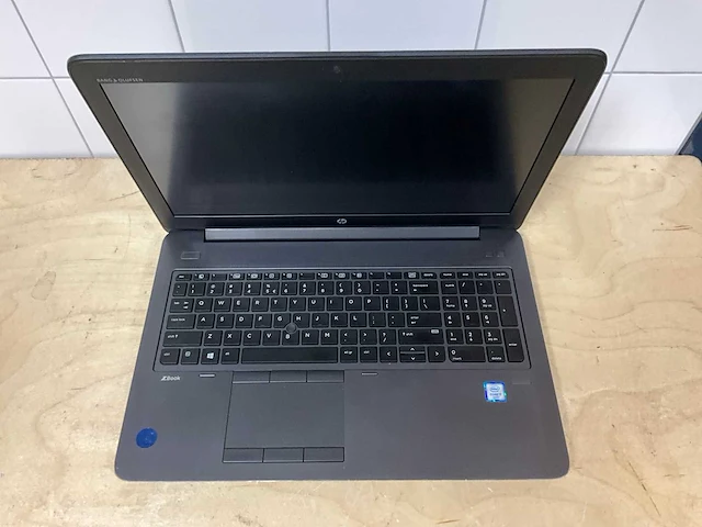 Laptop - hp - zbook 15 g3 - i7-6820hq - afbeelding 2 van  3