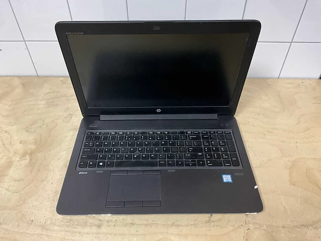 Laptop - hp - zbook 15 g4 - i7-7820hq - afbeelding 2 van  3