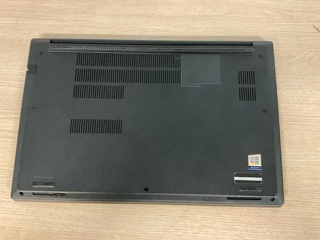 Laptop - lenovo - 20t8000wmh - afbeelding 6 van  7