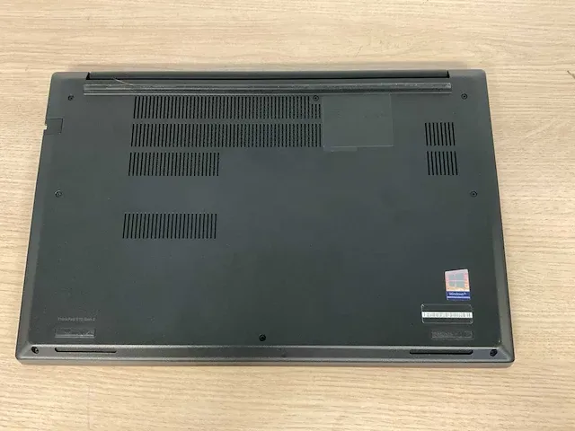 Laptop - lenovo - 20t8000wmh - afbeelding 5 van  6