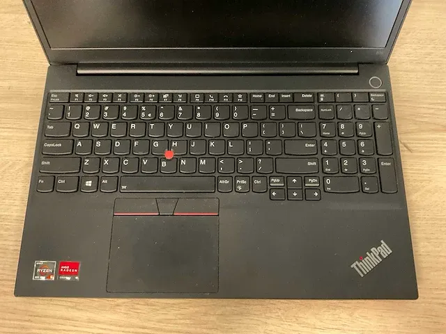 Laptop - lenovo - 20t8000xmh - afbeelding 3 van  7